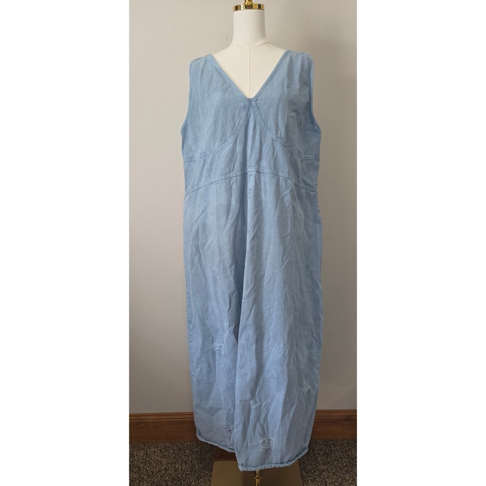 K. Jordan Women Plus 3X Light Wash Denim Maxi Dress V-Neck Cotton Distressed